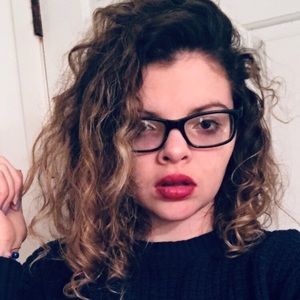 Meet your Posher, Maggie